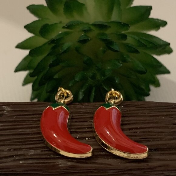 Pepper Earring, Chili Pepper, Cinco De Mayo Earring, Funny Food Earring, Gift - Picture 2 of 6